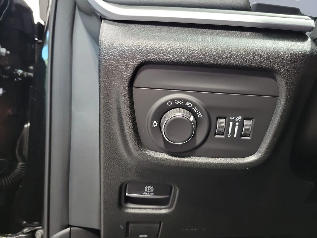 New 2026 Black Jeep Laredo X image 15