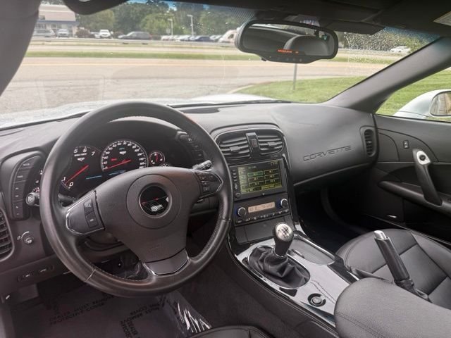 Used 2013 Silver Chevrolet Grand Sport image 16