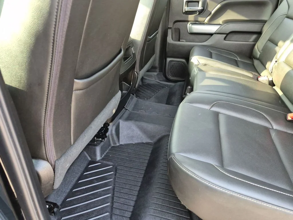 Used 2018 Black Chevrolet LTZ image 39