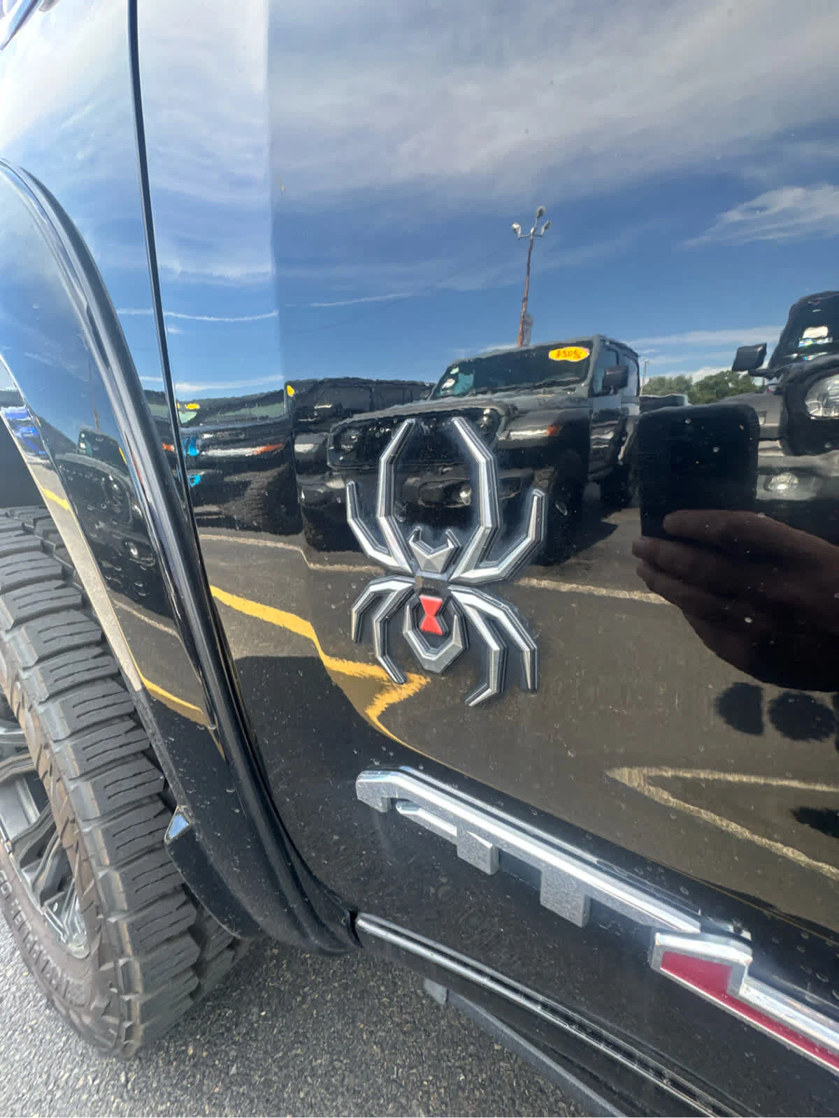 Used 2022 Onyx Black GMC AT4 image 14