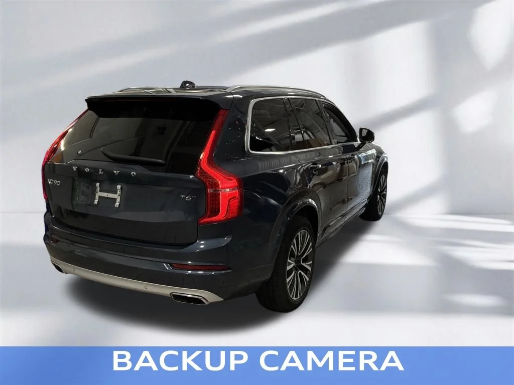 Used 2020 Blue Volvo T6 Momentum image 8
