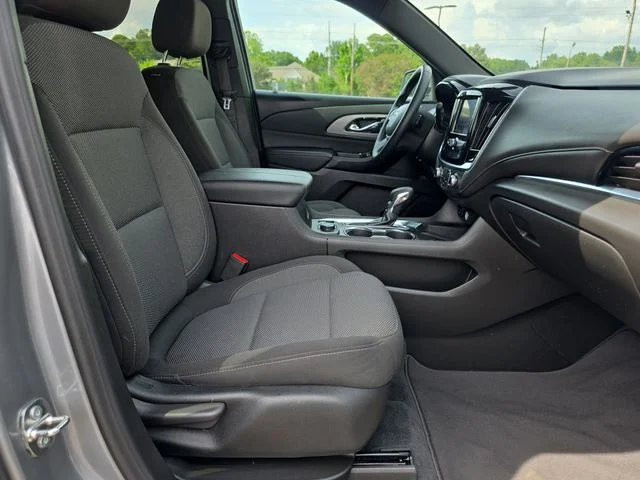 Used 2023 Gray Chevrolet LT image 16