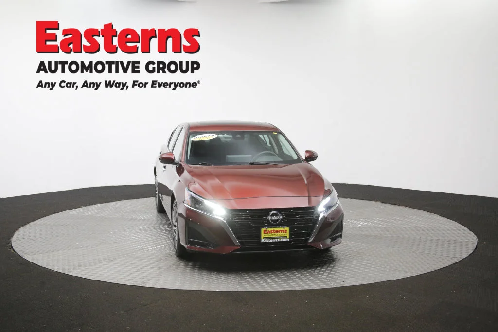 Used 2023 Red Nissan 2.5 SV image 55