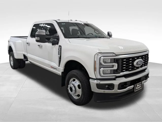 New 2026 Star White Metallic Tri-Coat Ford F-350® King Ranch® image 65