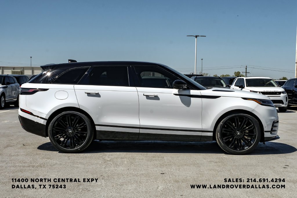 Certified Used 2026 Fuji White Land Rover Dynamic SE image 5