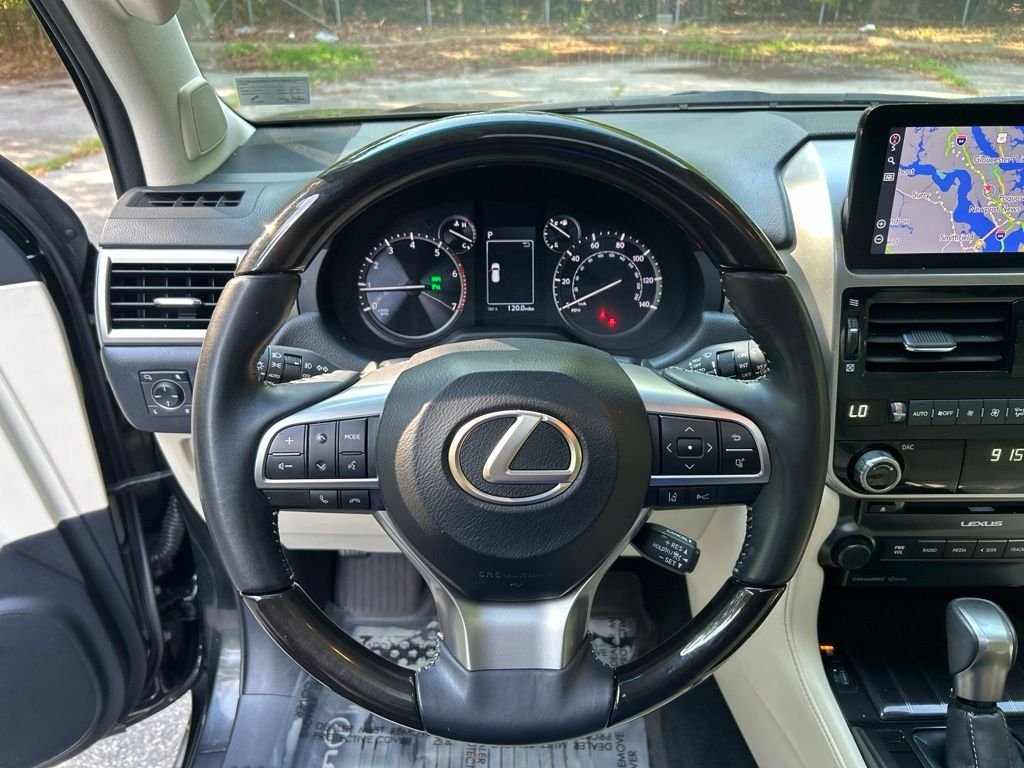 Used 2023 Black Lexus 460 image 22