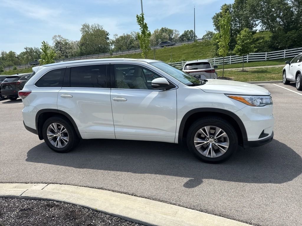 Used 2015 Toyota Highlander XLE with VIN 5TDJKRFH1FS149636 for sale in Fort Wright, KY