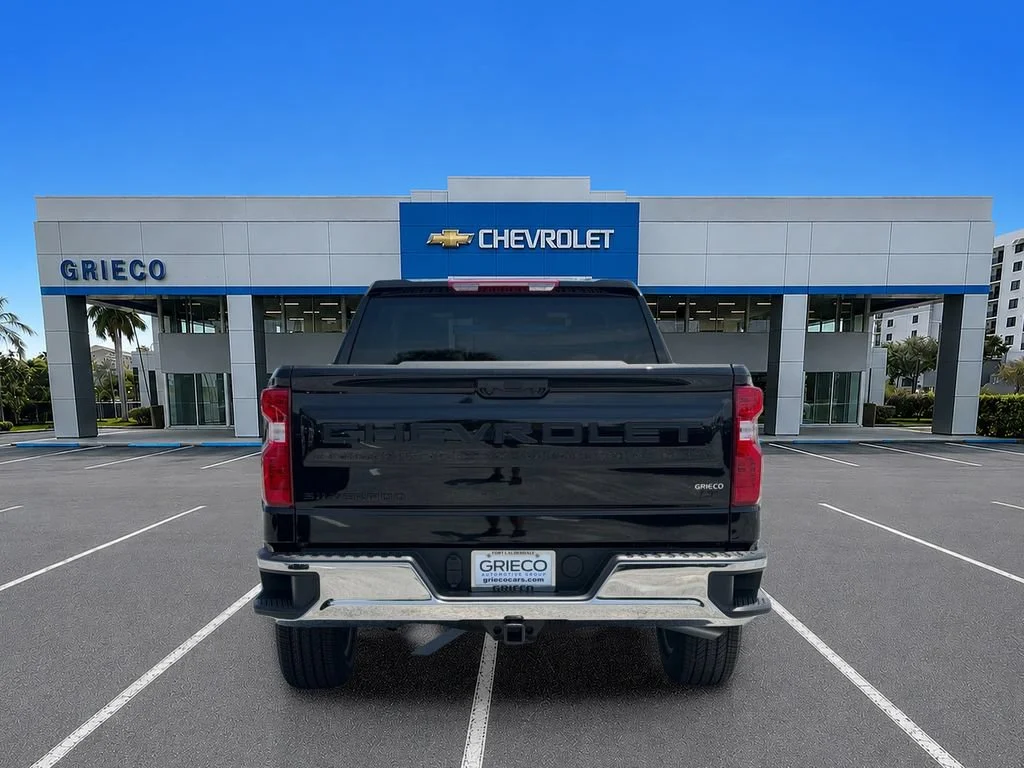 New 2026 Black Chevrolet LT image 5