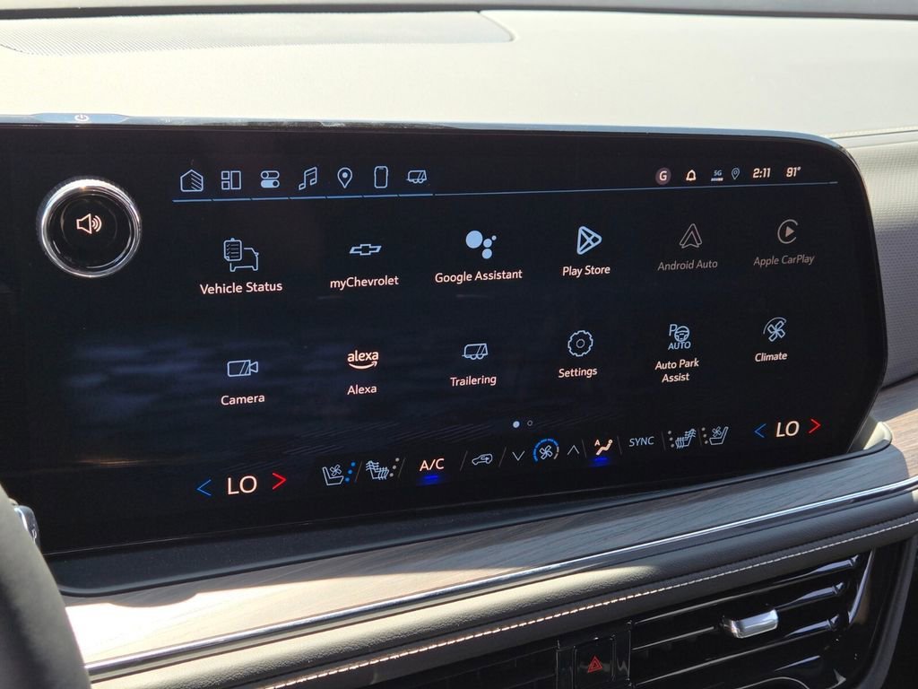 2025 Chevrolet Suburban Premier - Photo 12