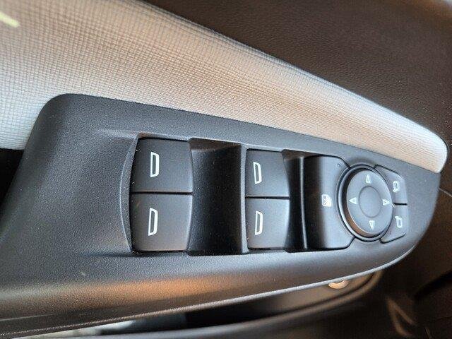Used 2024 Summit White Buick Preferred image 20