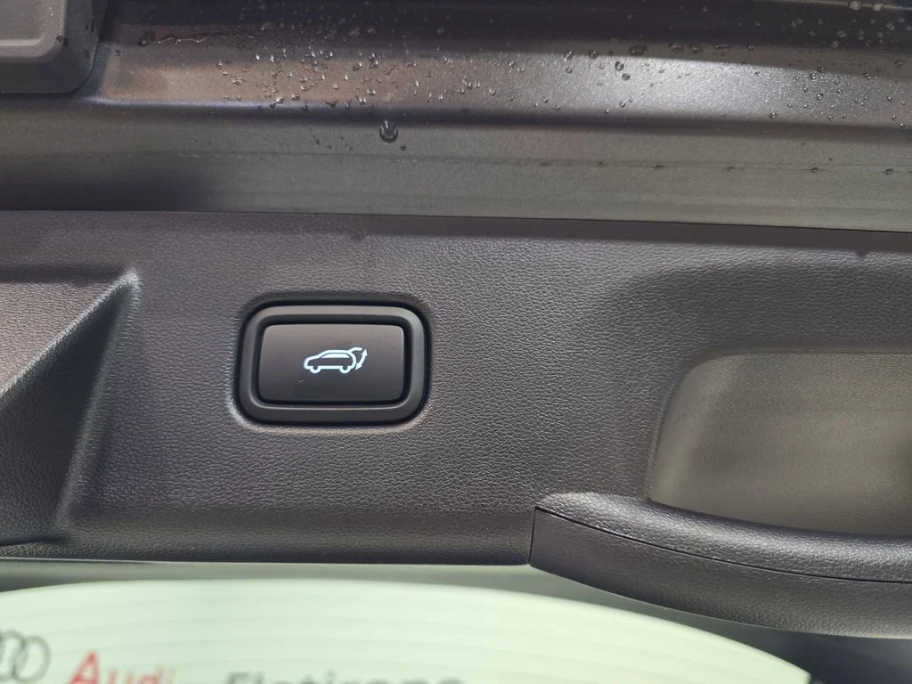Used 2022 Gray Hyundai Limited image 16