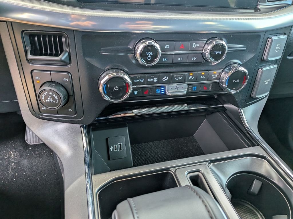 New 2026 Marsh Gray Ford Lariat® image 20