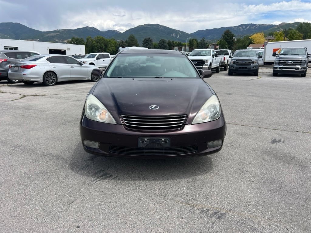 Used 2002  Lexus 300 image 17