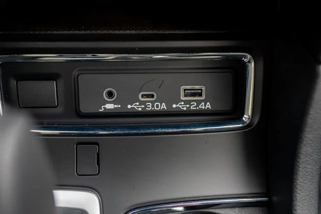 New 2026 Ice Silver Metallic Subaru Premium image 38