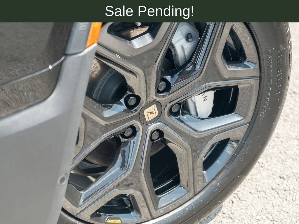 Used 2025 Black Rivian  image 9