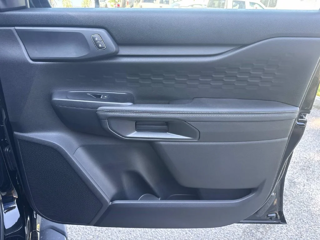 New 2026 Shadow Black Ford XLT image 29