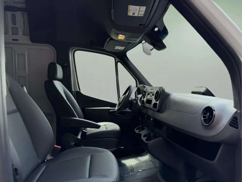 Used 2025 WHITE Mercedes-Benz  image 20