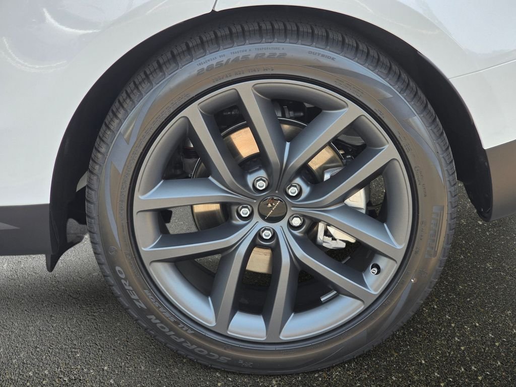 New 2026 Fuji White LAND ROVER SE image 35