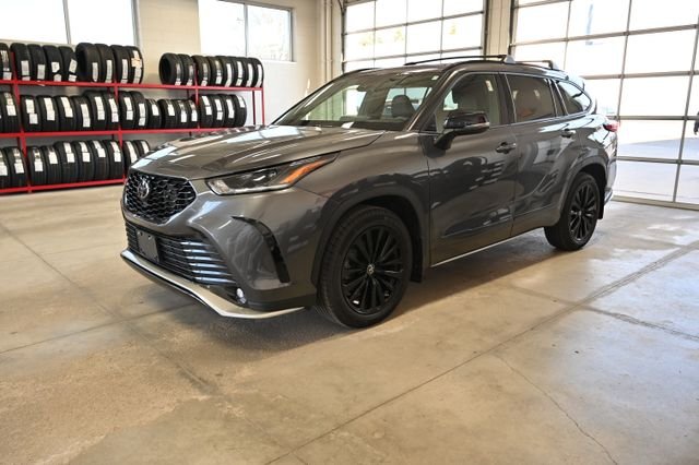 2023 Toyota Highlander XSE - Photo 8