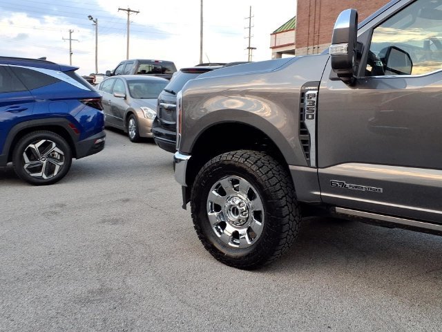 Used 2026 Gray Ford LARIAT image 22