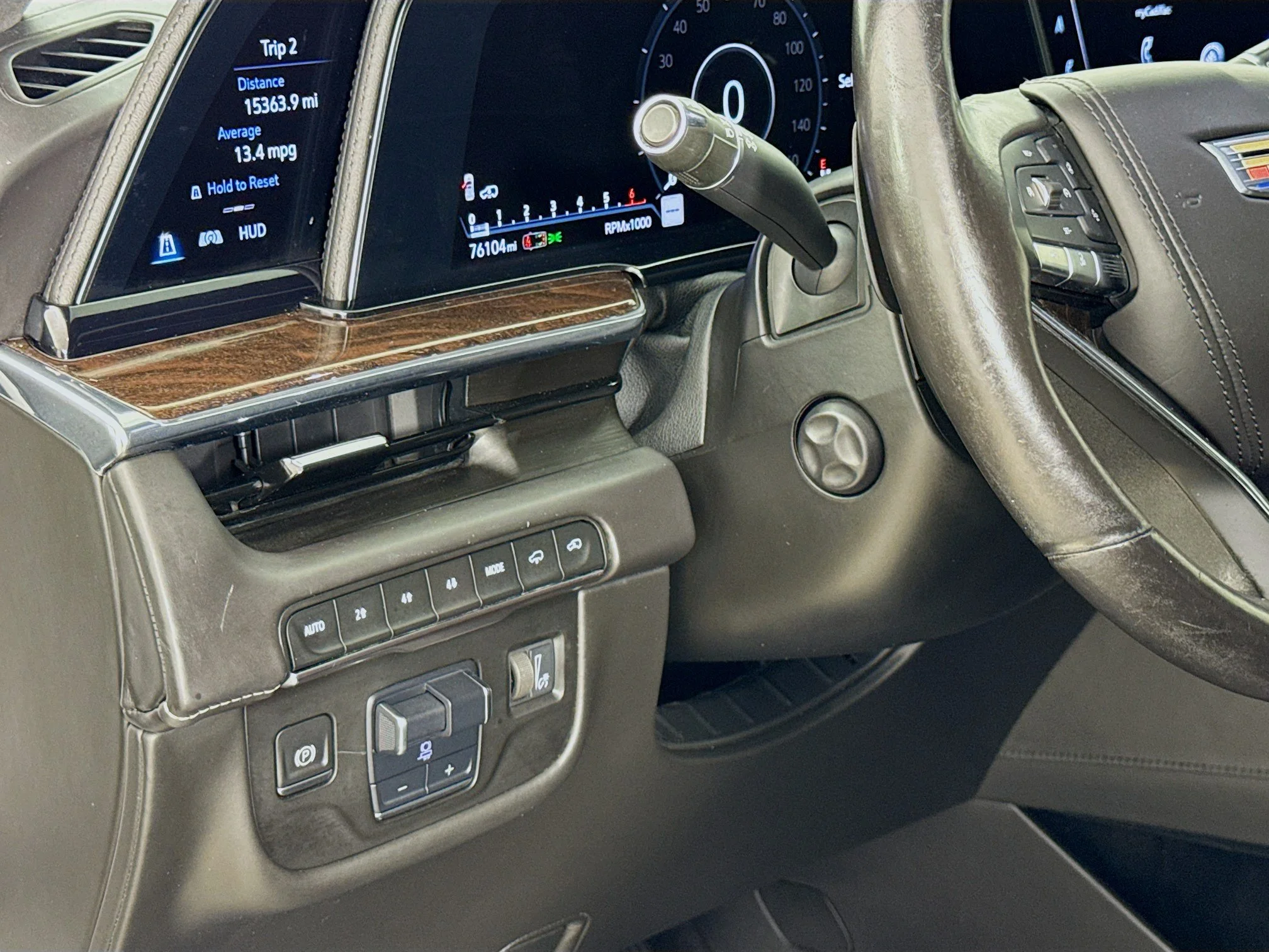 Used 2023 Crystal White Tricoat Cadillac Sport Platinum image 12