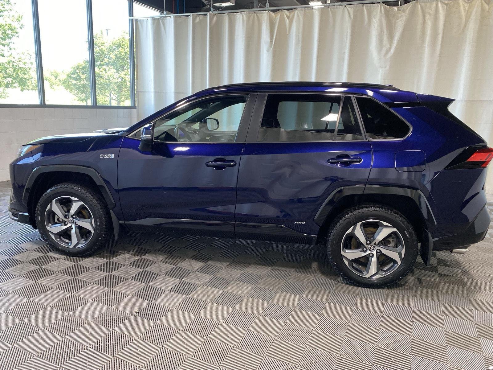 Certified Used 2024 Blueprint Toyota SE image 7
