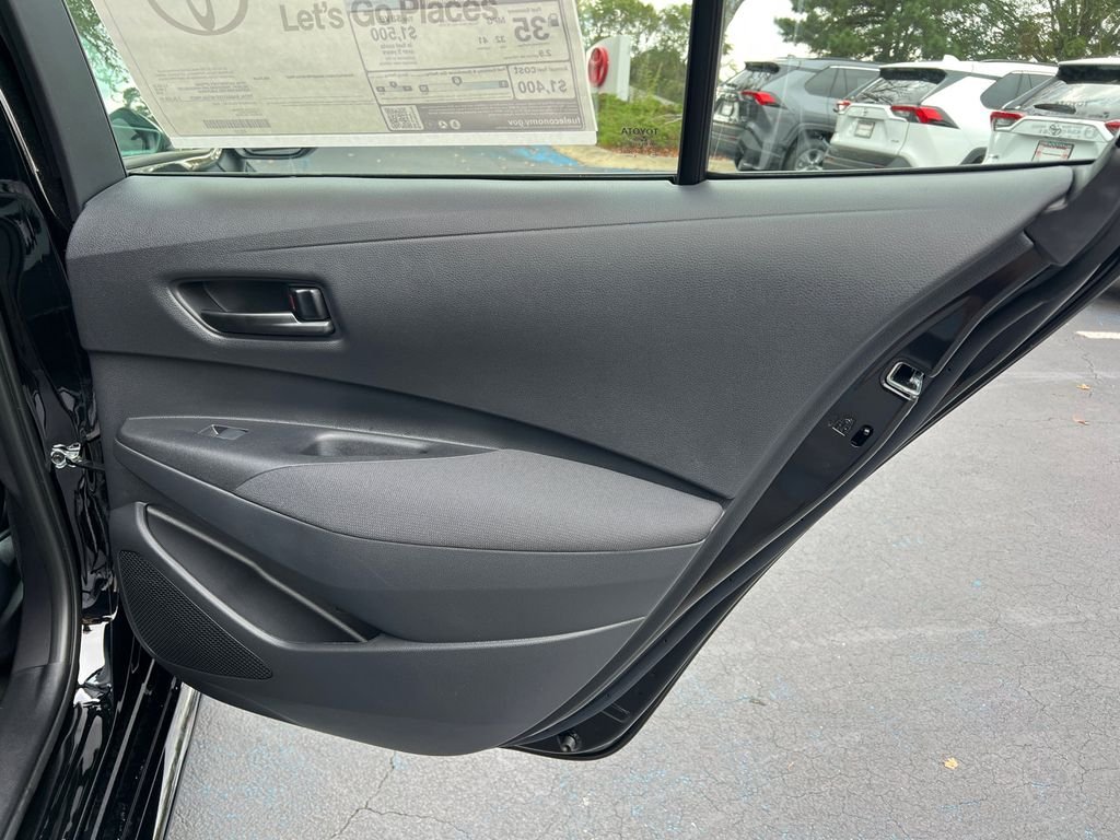 2026 Toyota Corolla LE - Photo 16