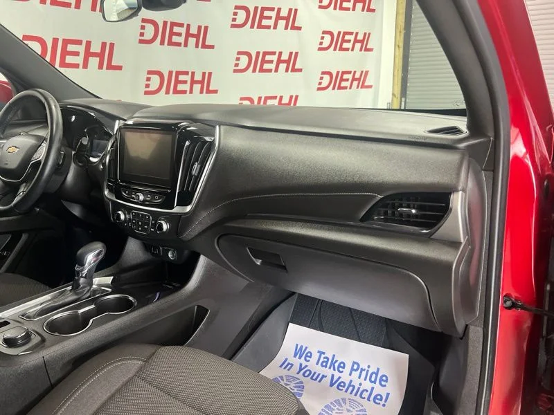 Used 2023 Red Chevrolet LT image 14