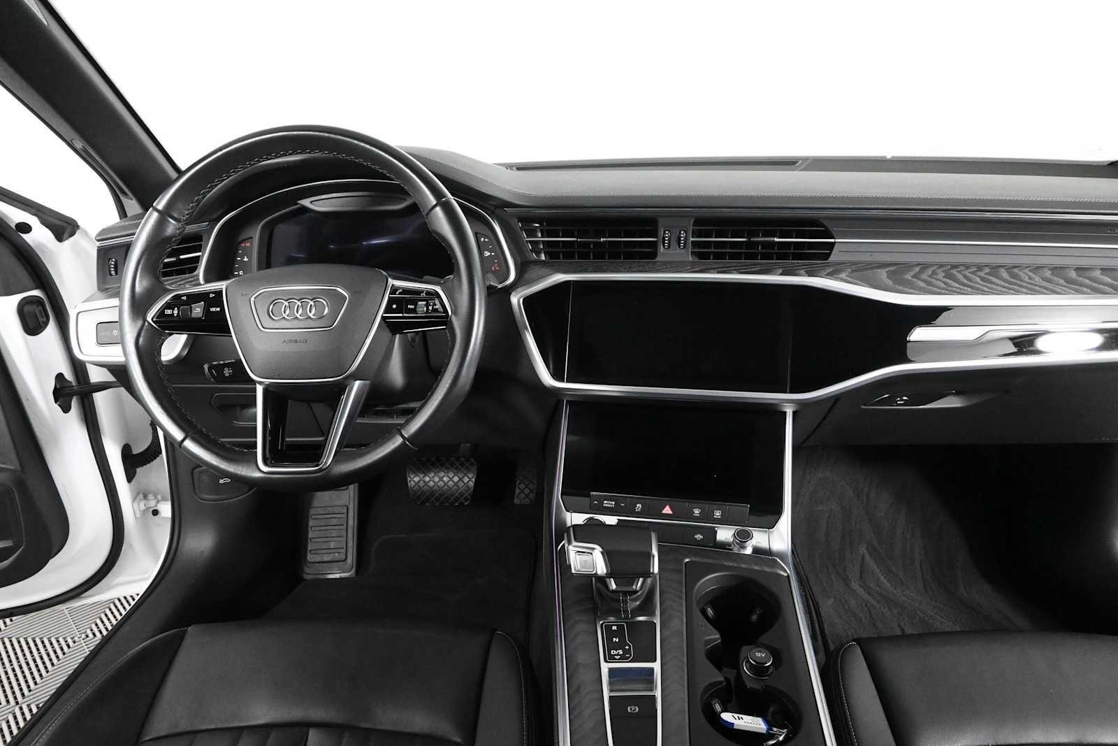 Used 2024  AUDI  image 3