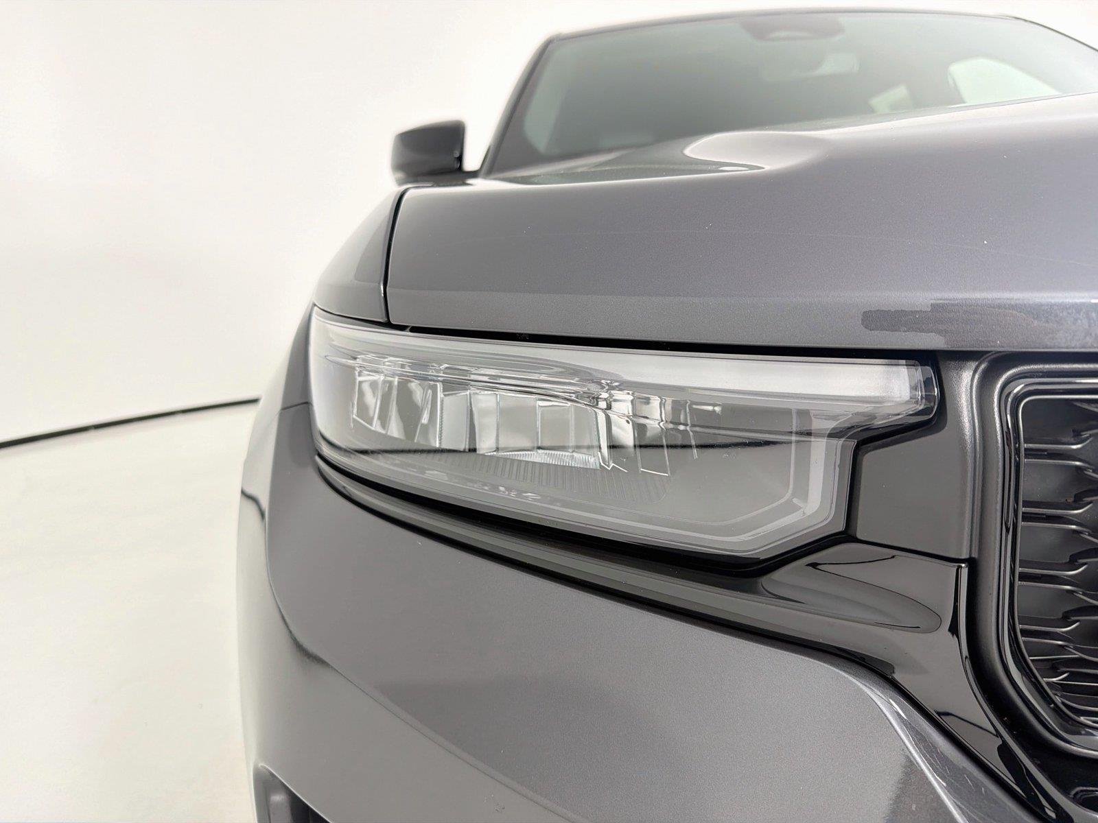 Used 2022 Baltic Gray Metallic Clearcoat Jeep Altitude image 28