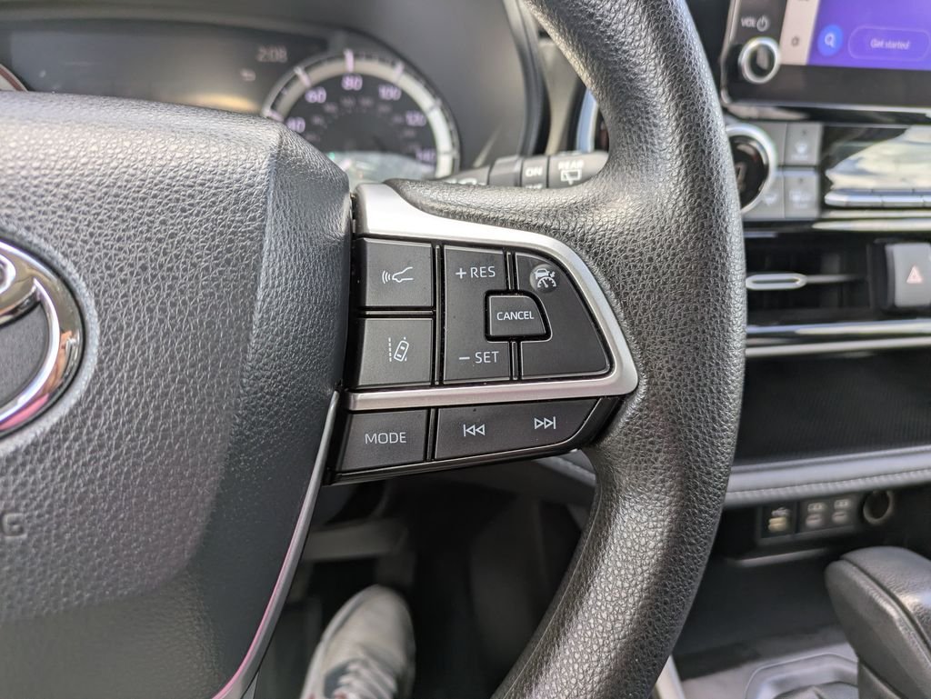 Used 2023 Gray Toyota L image 28