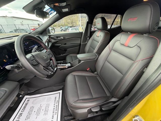 Certified Used 2024 Nitro Yellow Metallic Chevrolet 2RS image 32