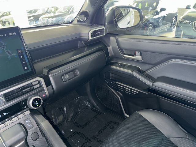 Used 2025 Pearl Toyota Limited image 31