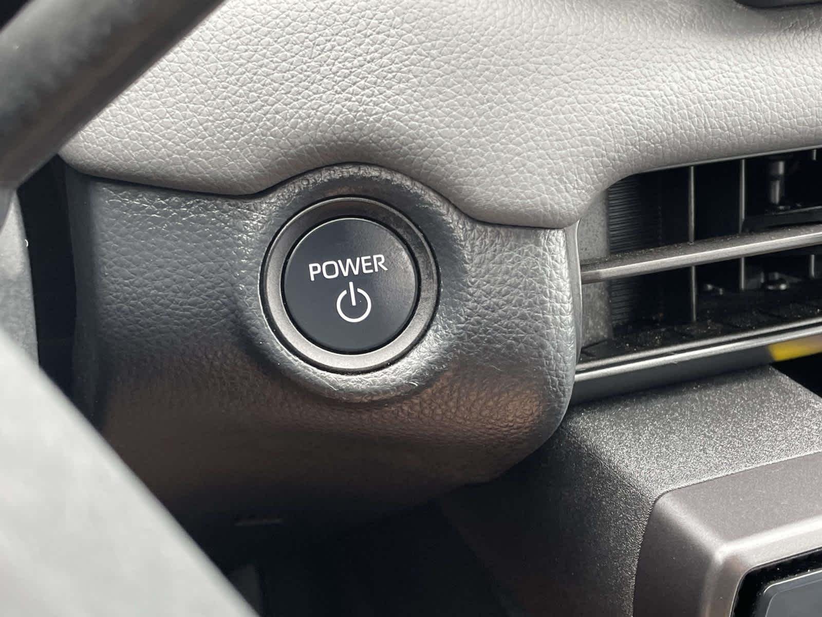 Used 2026 Wind Chill Pearl Toyota XLE Premium image 52