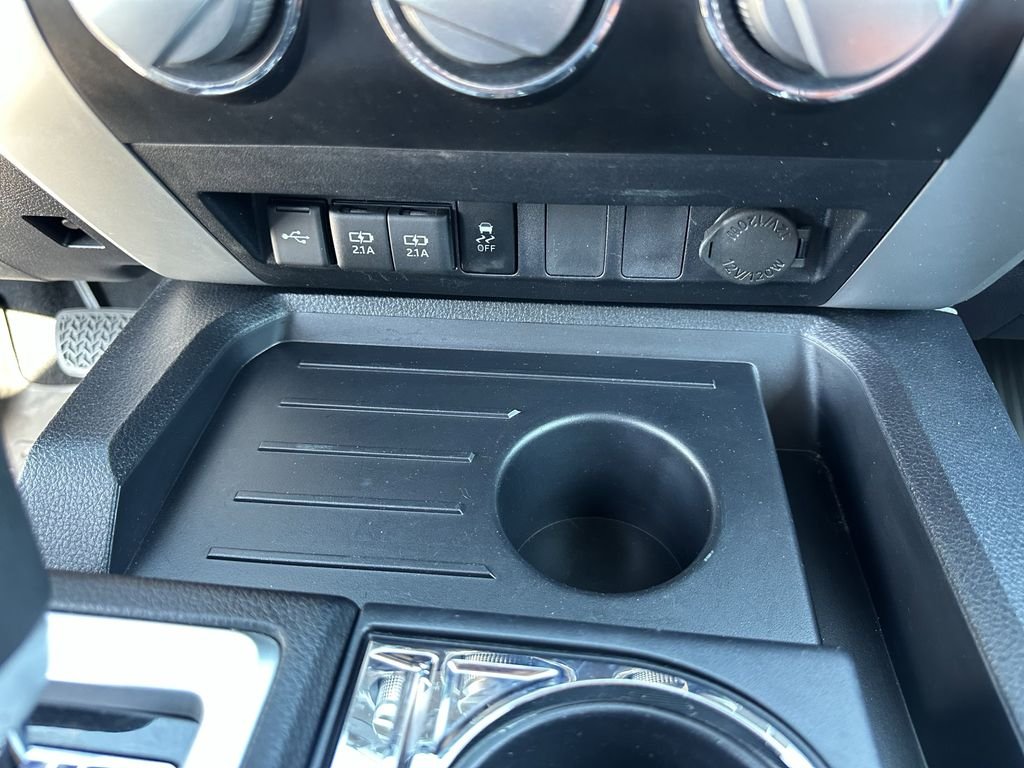 Used 2020 Black Toyota SR5 image 29