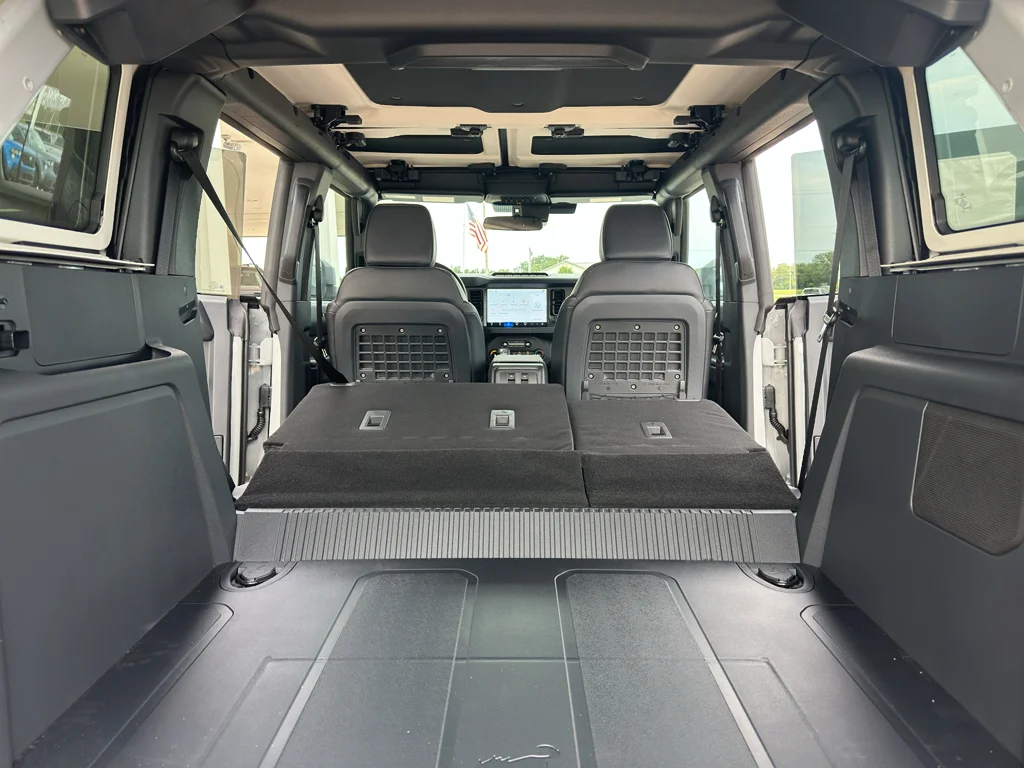 New 2026 Avalanche Gray Ford Badlands® image 36