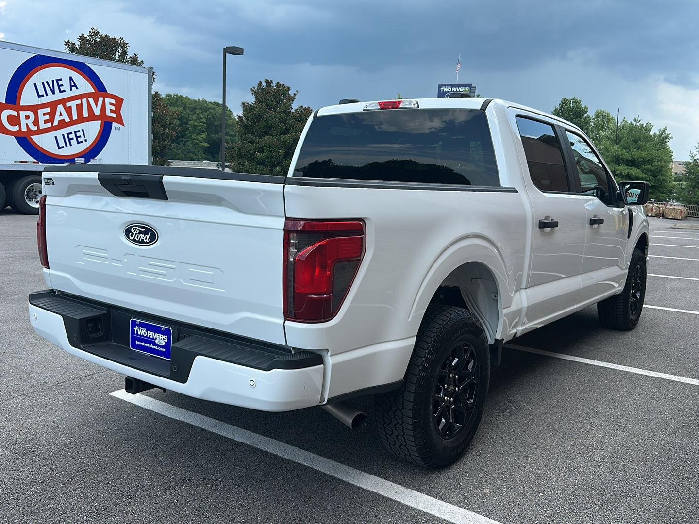Certified Used 2026 Oxford White Ford STX image 5