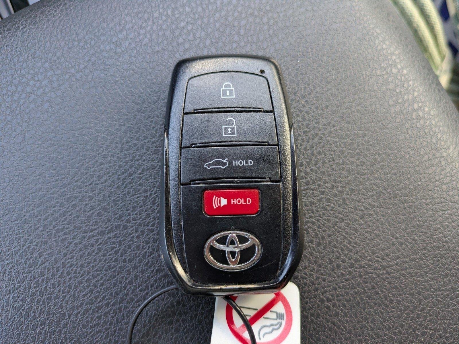 Used 2025  Toyota SE image 26
