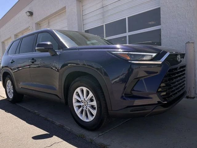 Used 2026 Blue Toyota XLE image 10