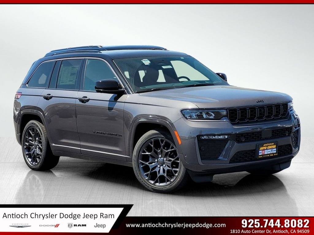 New 2026 Baltic Gray Metallic Clear-Coat Exterior Paint Jeep Summit image 1