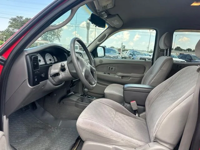 Used 2004 Radiant Red Toyota Base image 24