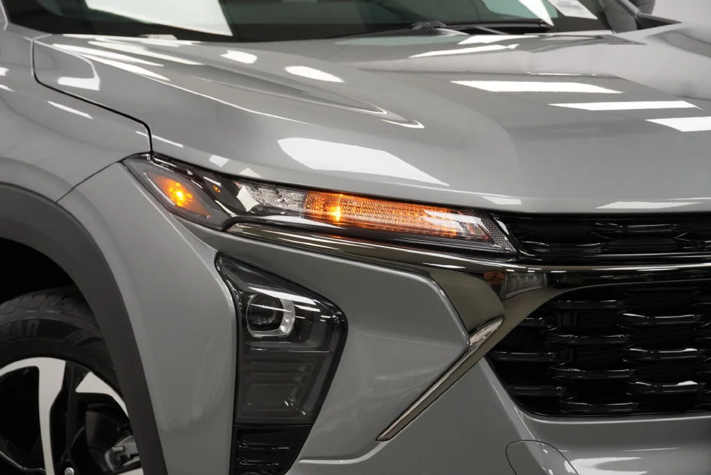 New 2026 Sterling Gray Metallic Chevrolet 1RS image 9