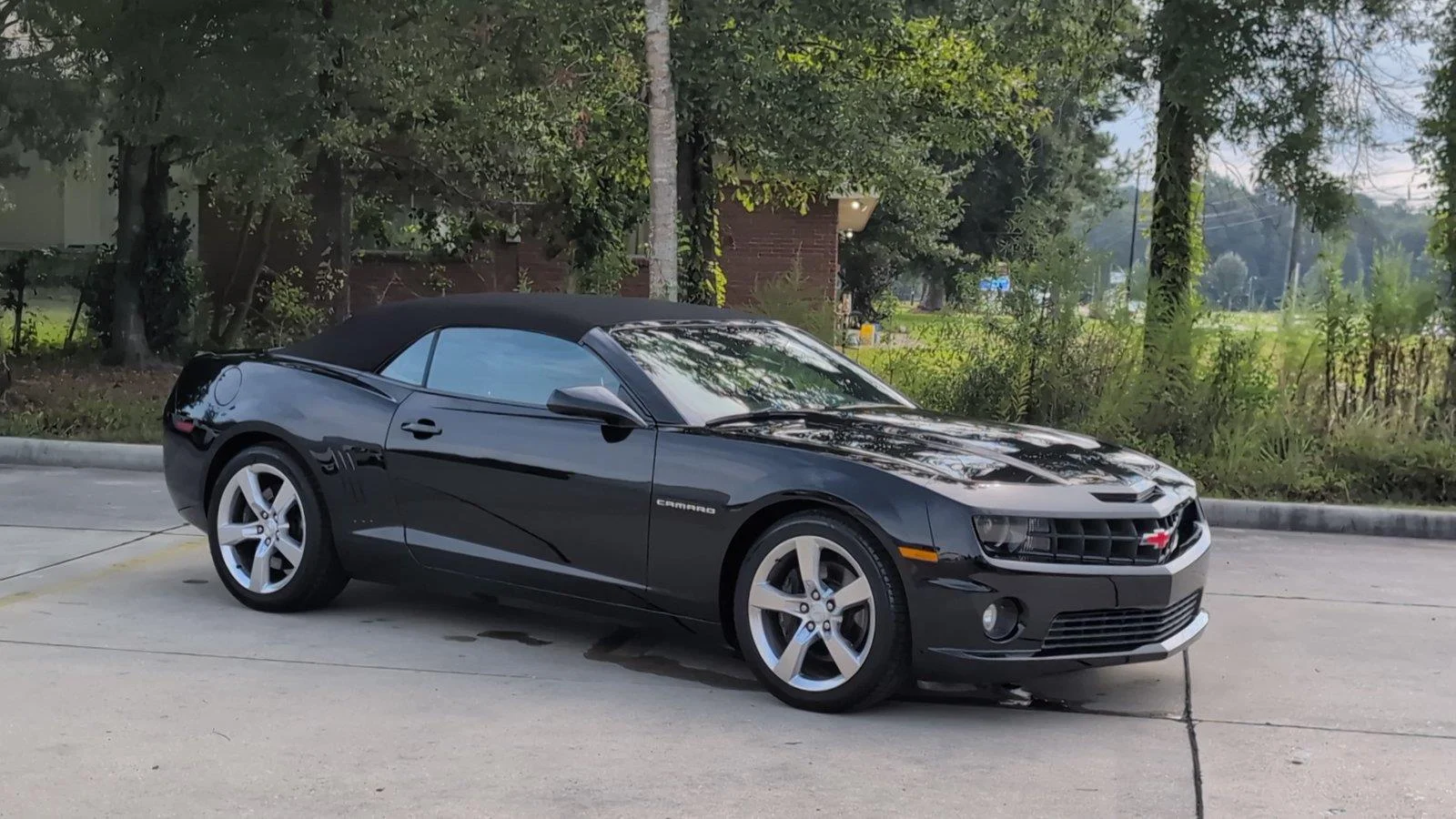 Used 2011 Black Chevrolet 2SS image 8