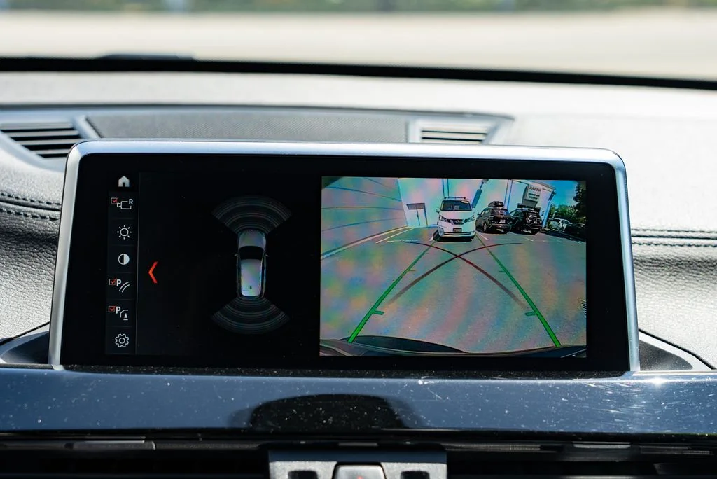 Used 2021 Black BMW xDrive28i image 18