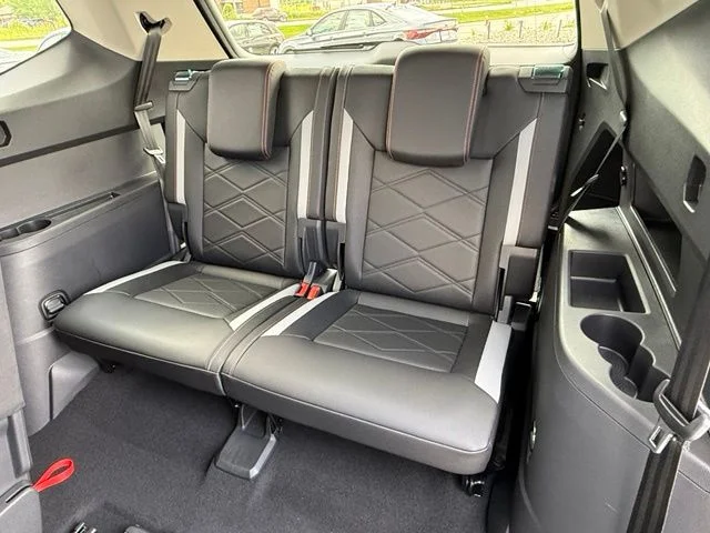 New 2026 Black Volkswagen 2.0T Peak Edition image 10