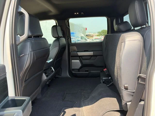 Used 2026 White Ford Lariat image 25