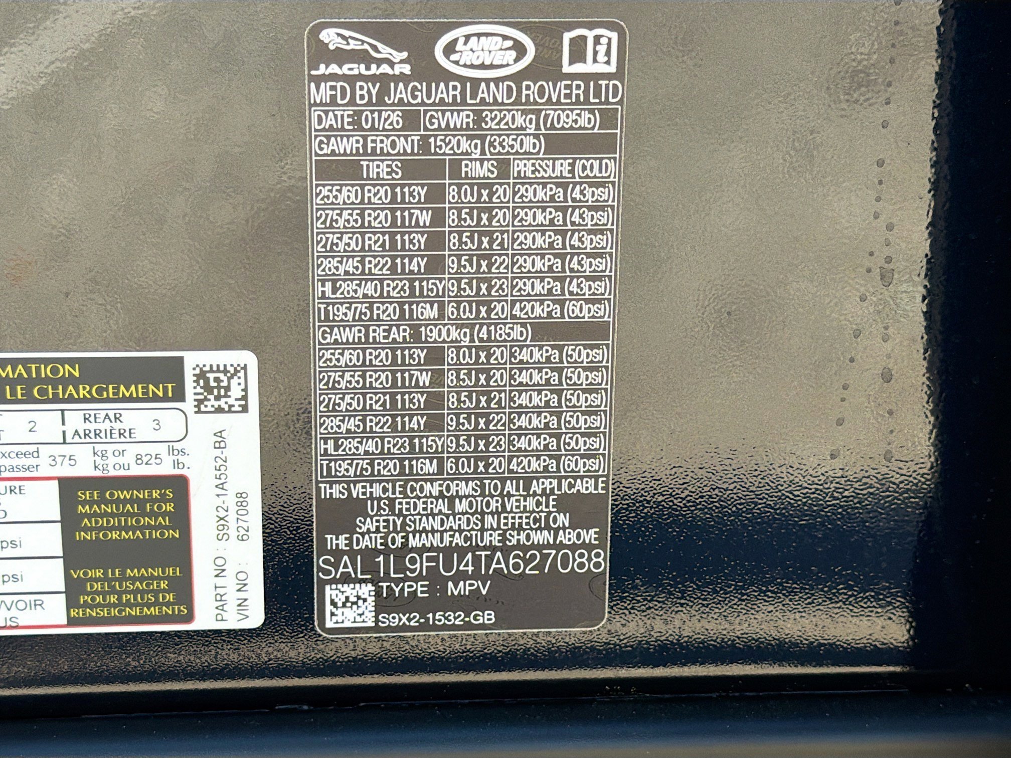 New 2026 Constellation Blue Ultra Metallic Gloss Land Rover Dynamic SE image 44
