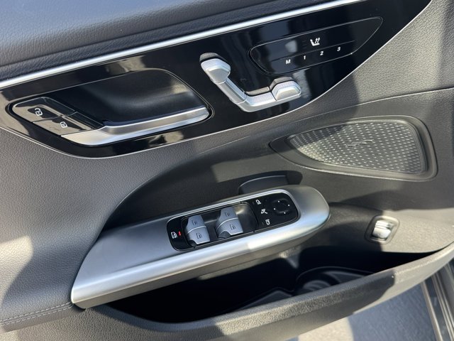 Used 2025 Selenite Grey Metallic Mercedes-Benz C 300 image 19