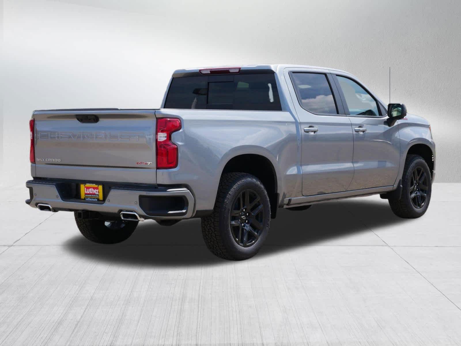 New 2026 Sterling Gray Metallic Chevrolet RST image 5