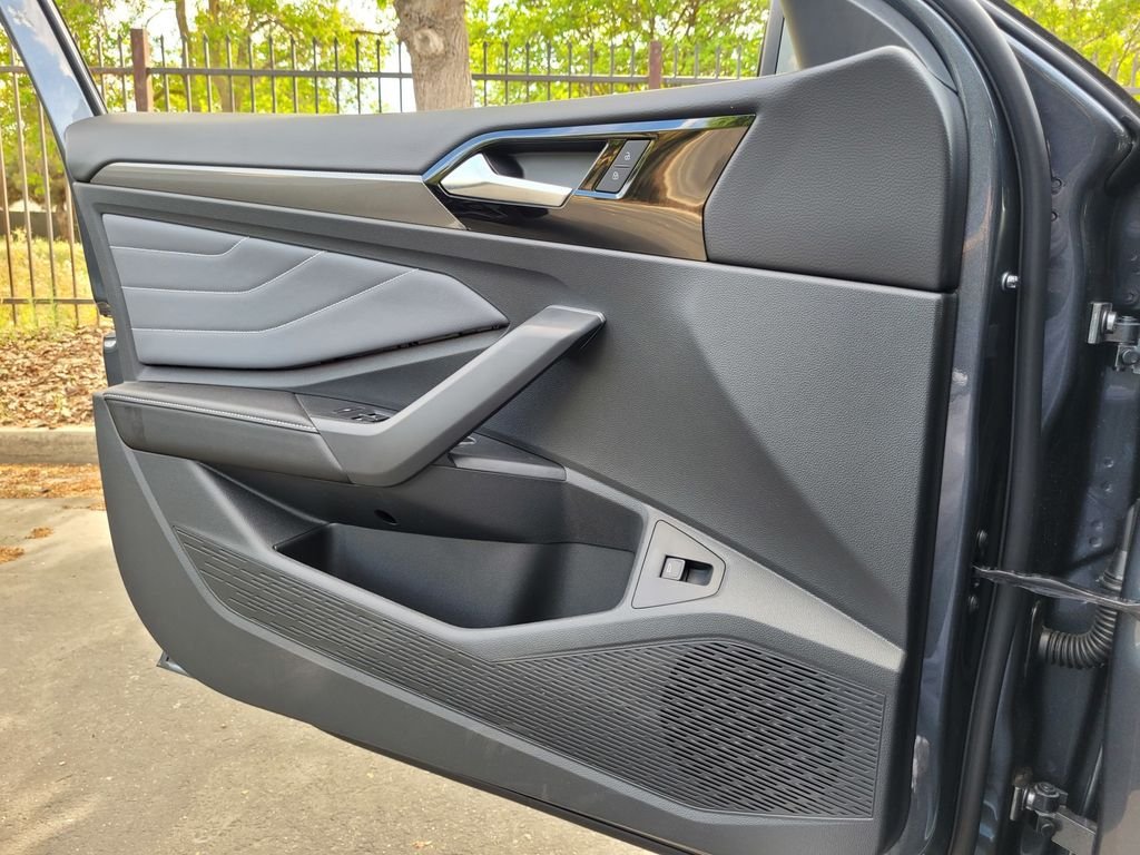 New 2026 Gray Volkswagen 1.5T SEL image 24